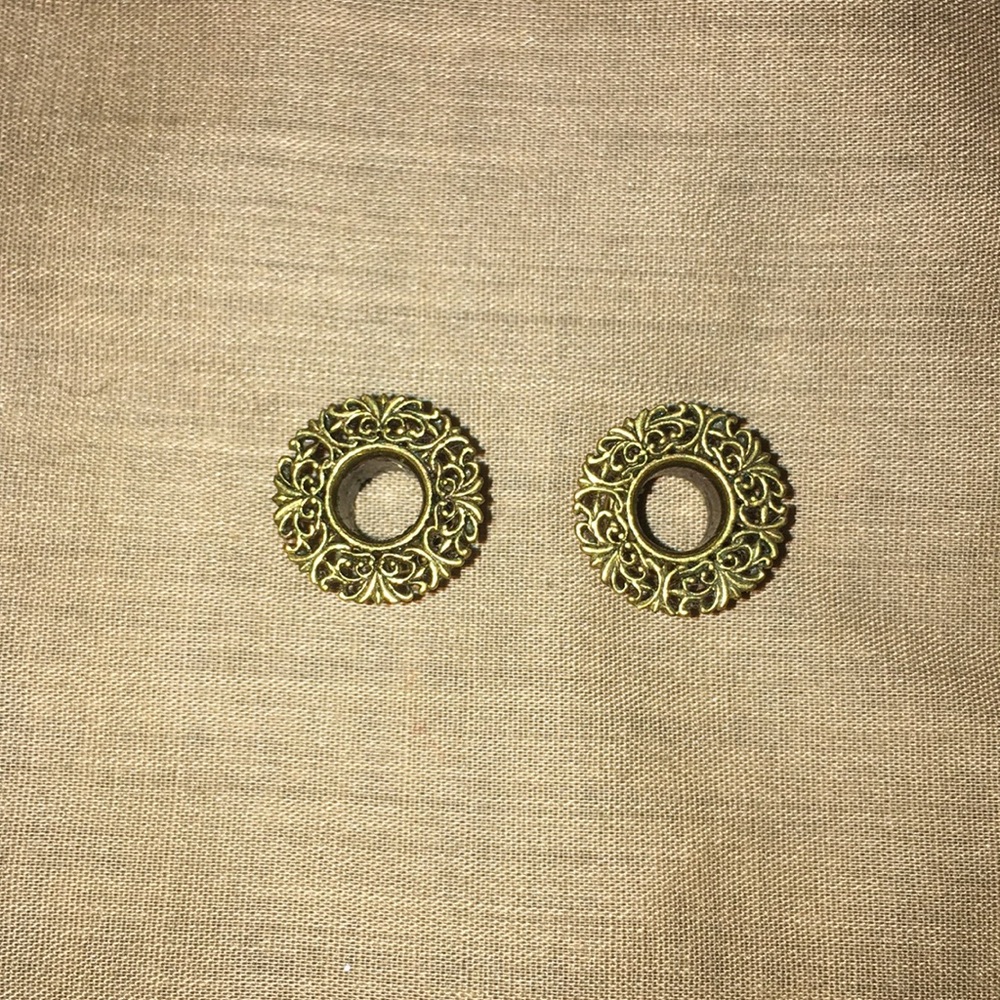 Size zero beautiful brass gauges plugs